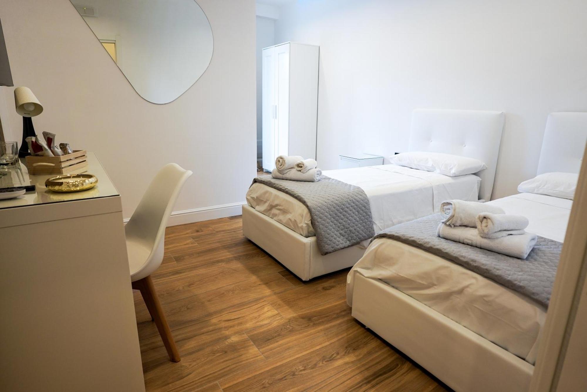 Luxury Room Napels Buitenkant foto
